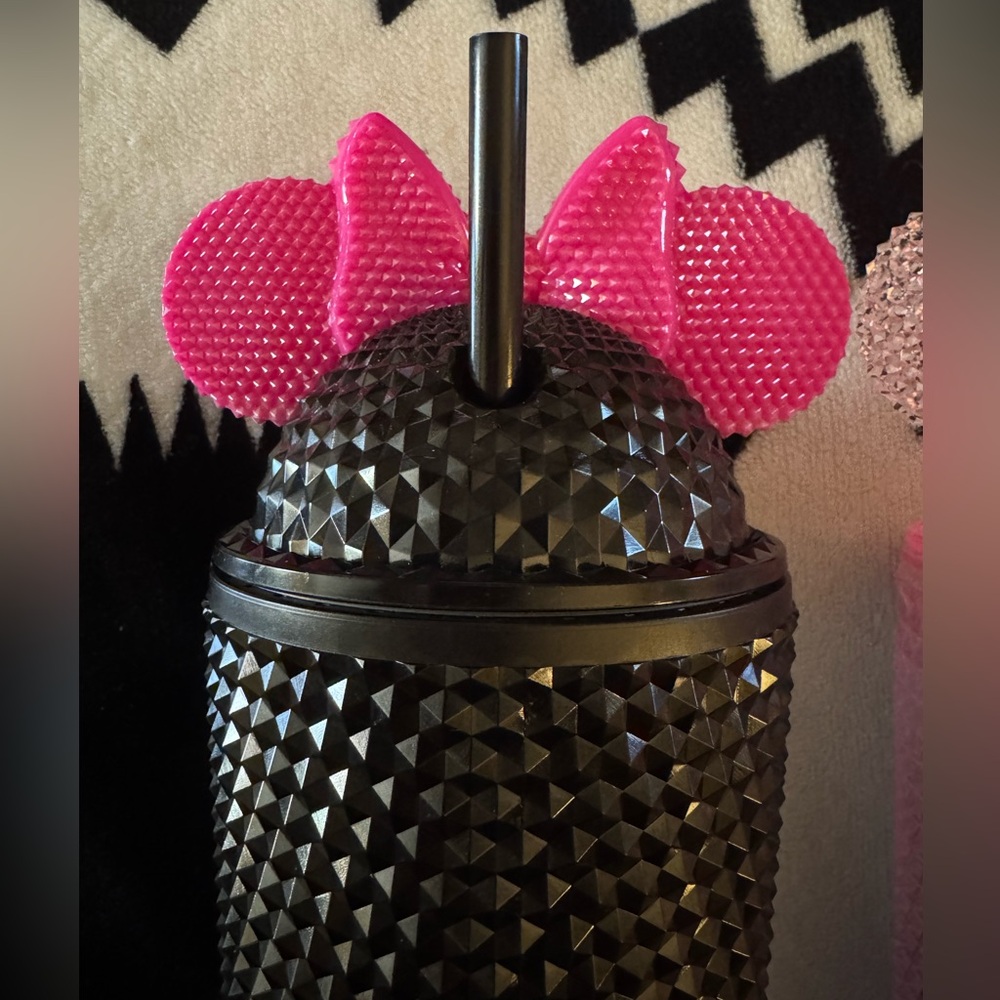 Minnie Mouse Tumbler with Straw - Picture 5 of 6